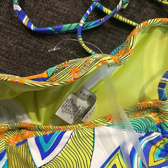 Lot of 2 Trina Turk Halter padded Bikini Halter String tops size 10 12 - Picture 8 of 11